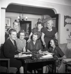 Alpha Rho Tau female alumni — Calisphere