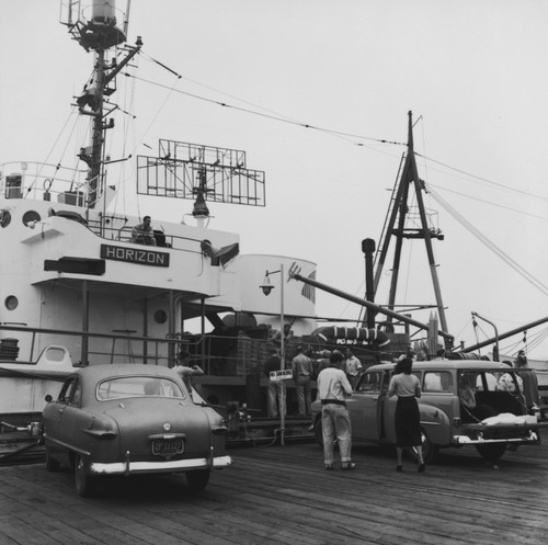 R/V Horizon departure for Capricorn Expedition