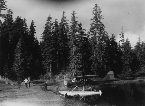 Herb Munter's plane , White River, Revillagigedo Island