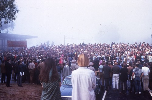 Students demonstrating, UC San Diego