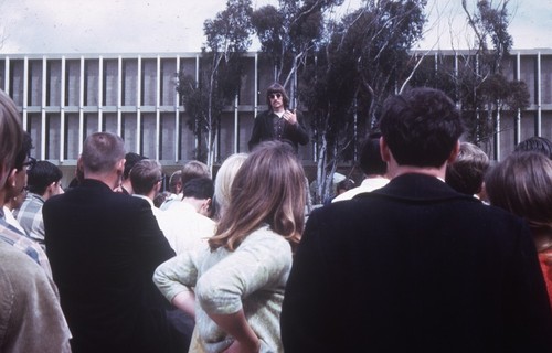 Students demonstrating in Revelle Plaza, UC San Diego