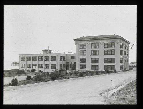 Scripps Institution of Oceanography Library and George H. Scripps Memorial Marine Biological Laboratory with new landscaping