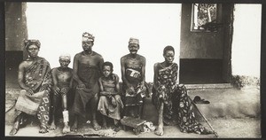 Kranke des Krankenhauses in Abokobi. 1909