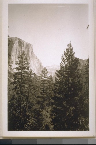 Tunnel entrance to Yosemite; 30 September 1934; 6 prints
