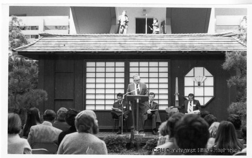 President Gerth at Japanese Garden dedication