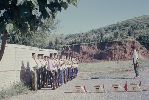 Elementary school visit, target practice (5 of 6)