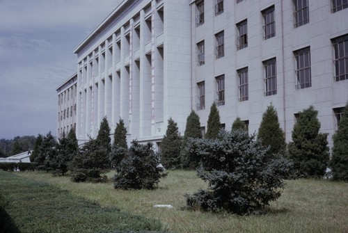 Tsinghua University main building (1 of 2)