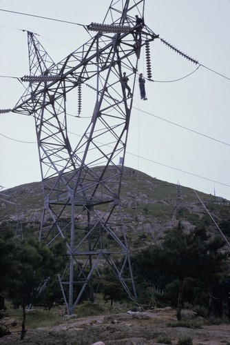 Electrical transmission tower maintenance (1 of 3)