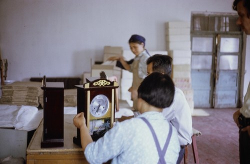 Changchun Clock and Watch Factory workers packaging clocks