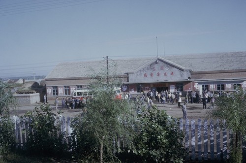 Beijing, bus terminal (1 of 2)