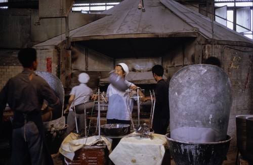 Enamel factory workers (1 of 3)