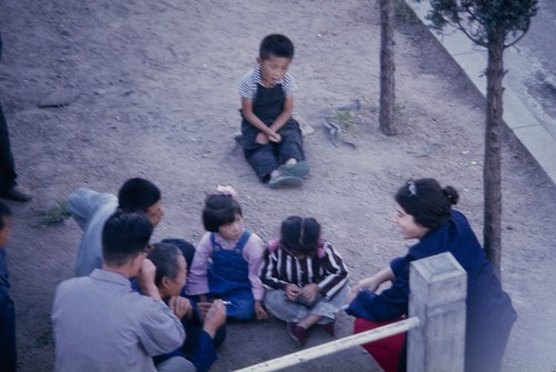 School children and American visitor