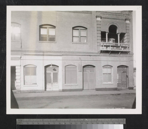 315, 317, 319 Napier St