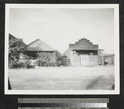 523 & 525 Apalabasa St