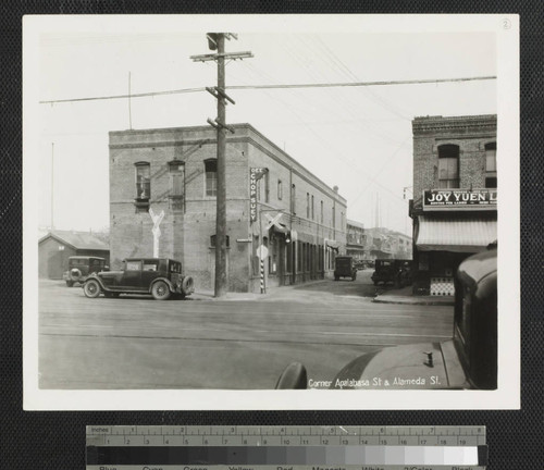 Corner Apalabasa St & Alameda St