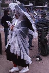 Sister Salvation Armée Softball Game nov 1981-3-J-B-CARHAIX