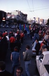 Permière manif des victimes-Derrière la bannière-11-mai 1983-J-B-CARHAIX