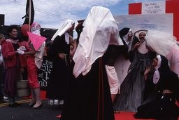 TAKE YOUR PICTURE AS A NUN-$ 2-récolte de fonds août 1982-14-TAKE YOUR PICTURE AS A NUN-$ 2-J-B-CARHAIX