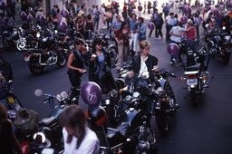 Dykes on Bikes juin 1983-J-B-CARHAIX