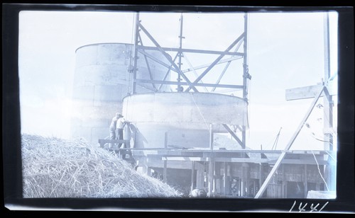 Steel Granaries, C.H. Hopkins, Straloch Farms