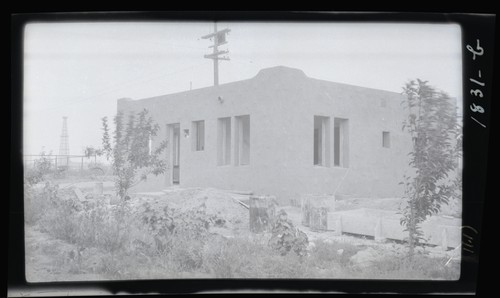 Pise de Terre (Rammed earth) House, Mr. J.C. Meyers, Costa Mesa (b)