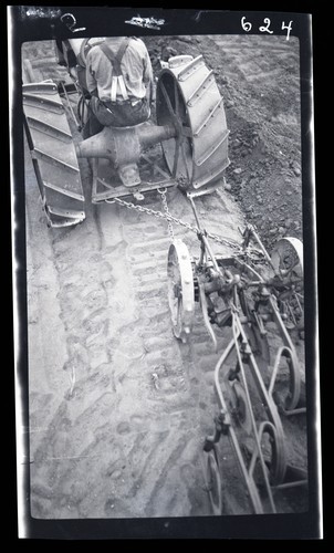 Tractor Hitches (624)