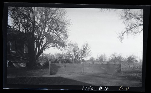 Pise de Terre Apple Stone House