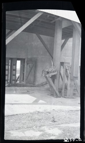 Harvesting Grain in Bulk, Fred Harvey - Galt, California (c)