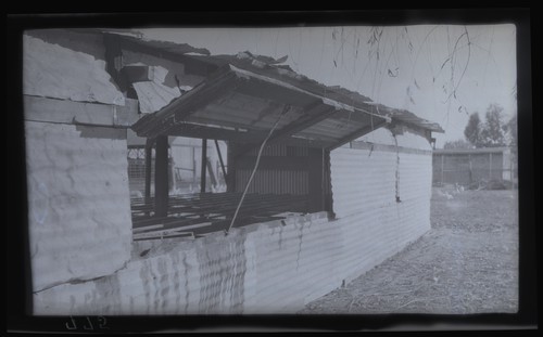 Ventilation Door (Hen house), El Centro