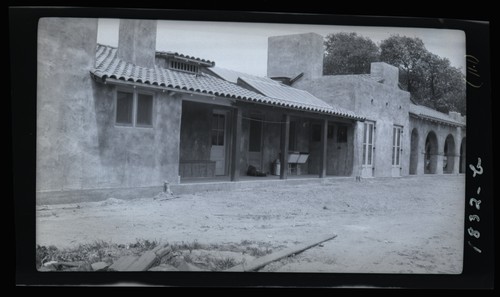 Residence, Roy Baker Ranch, Saugus, Los Angeles County (b)