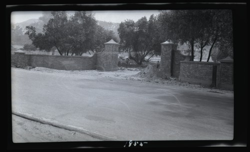 Entrance Gateway, Roy Baker Ranch, Sangus, Los Angeles County, California