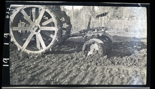 Tractor Hitches, Davis