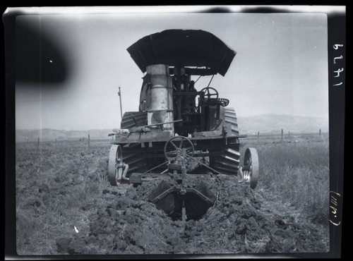 Early Types Deep Tillage Tools, California