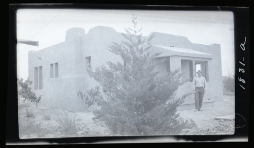 Pise de Terre (Rammed earth) House, Mr. J.C. Meyers, Costa Mesa (a)