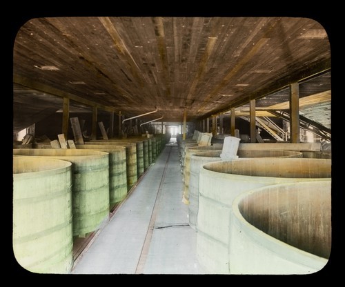 Winegrowers Corporation: Fermenting Tanks