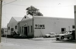 Sebastopol Auto Parts, 6856 Sebastopol Avenue, Sebastopol, California, 1979 or 1980