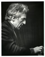 Vladimir Ashkenazy playing the piano, 1985 [descriptive]