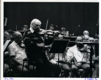 Isaac Stern playing the violin with the LA Philharmonic in rehearsal, Los Angeles, 1986 [descriptive]