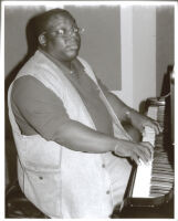 Cyrus Chestnut playing piano, Los Angeles [descriptive]