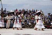 Macuiltianguis, dancers, 1985