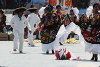 Juchitan, dancers, 1982 or 1985