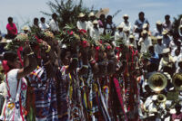 Tuxtepec, women holding pineapples, 1985