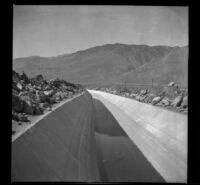 Los Angeles Aqueduct approaching the mountains, Independence vicinity, about 1915