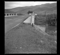 Bridge crossing the Burnt River, Huntington, 1942