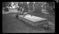 Close-up view of Thornton Chase's tomb in Inglewood Cemetery, Los Angeles, 1946