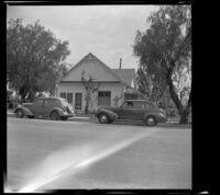 Aage V. Berg's home, viewed from the opposite side of the street, San Jacinto, 1942