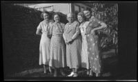 Maud West, Maude West, Nella West, Mertie West, and Eleanor West pose together in the West's yard, Los Angeles, 1934