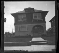 House belonging to the Brown family on Magnolia Avenue, Los Angeles
