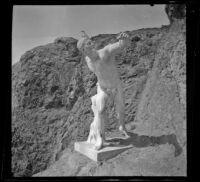 Classicizing statue of a man, Sutro Heights Park, San Francisco, 1900