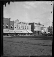 View of the town square, Red Oak, 1900